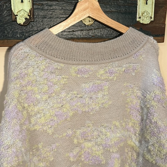 By Anthropologie Purple Beige Textured Oversized V-Neck Sweater Size XS - Picture 13 of 16